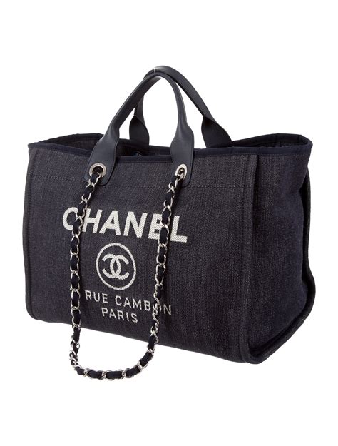 chanel deauville tote 2017 uk|Chanel deauville tote 2022.